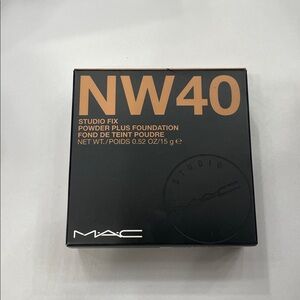 MAC Studio Fix Powder - NW40 *Original Formula
